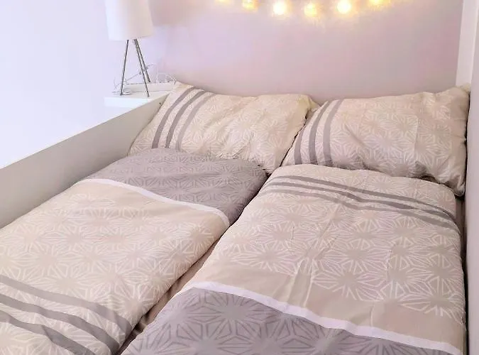 Cozy Modern Nest In The Heart Of With Netflix Apartment